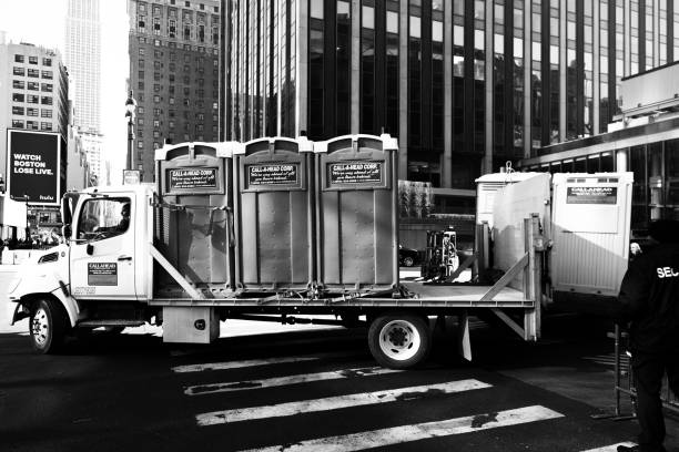 Best High-end porta potty rental  in Quartz Hill, CA